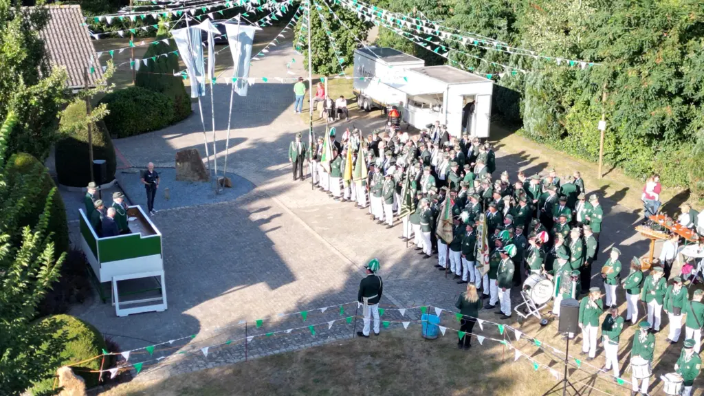 1faae935-d459-4000-9fb8-4fa0fb8a6eaf-1024x576 🎯 Jubiläumsvogelschießen zum 100-jährigen Bestehen der Mark Hörstel – Ein Tag voller Emotionen, Tradition und Jubel