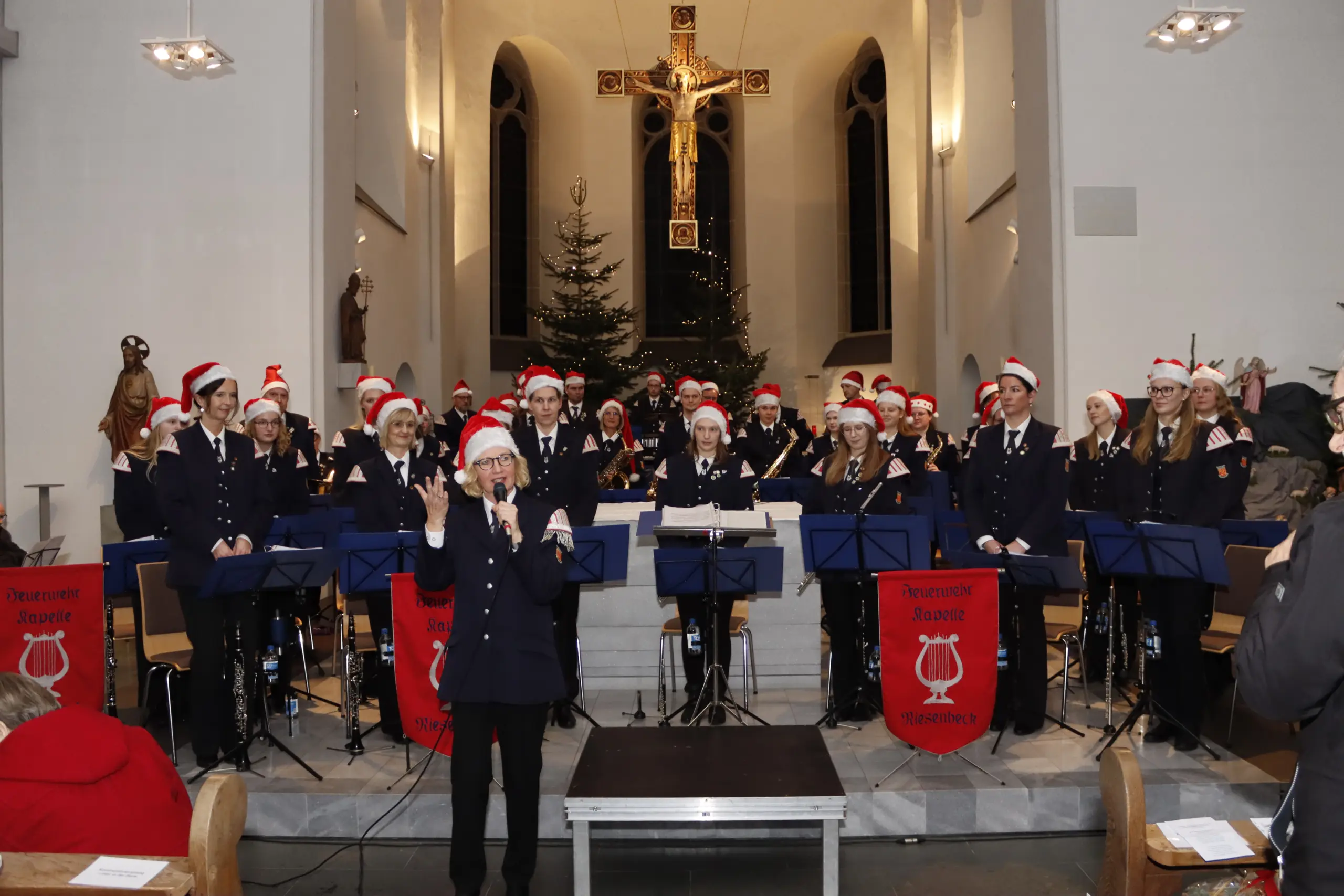 Feuerwehrkapelle Riesenbeck beim Adventskonzert in der St.-Kalixtus-Kirche